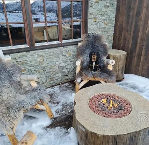 Alpin Lodge! In Out *